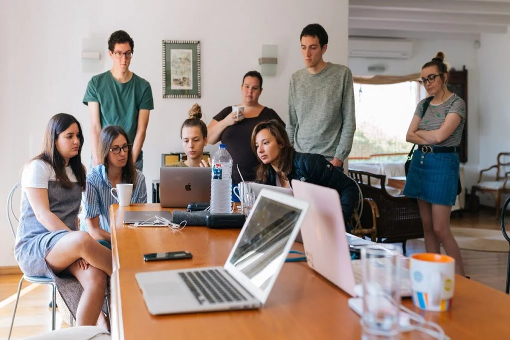 The Role of Technology in Modern Life.